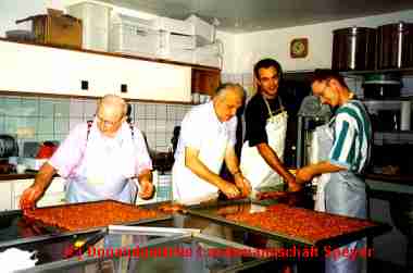 Kueche.jpg (86257 Byte)